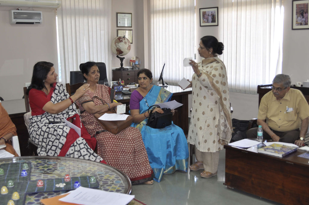 History taught through blue pottery - a part of the Jaipur History Festival – II