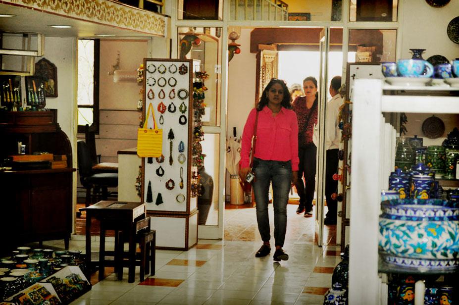 Group of Bloggers and Journalists visit to Neerja Showroom & Workshop