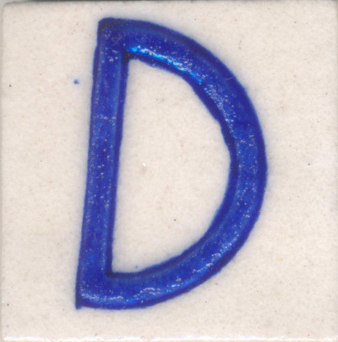 Blue D alphabet white tile (2x2)
