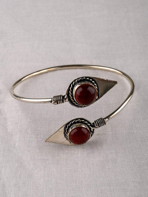 Metal Bracelet With Beads