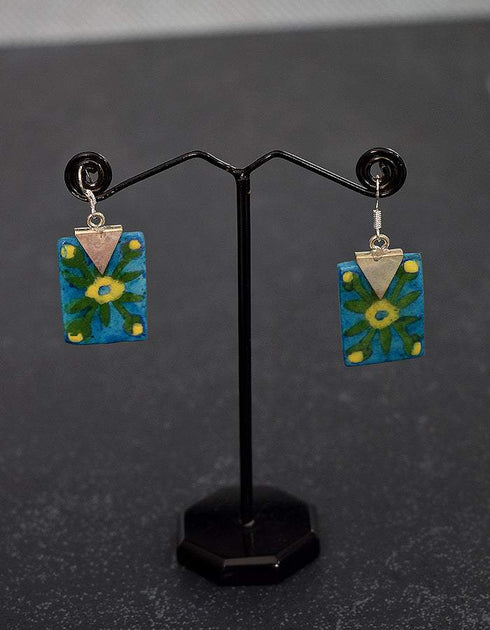 Flat Pendant Earrings (Turquoise)
