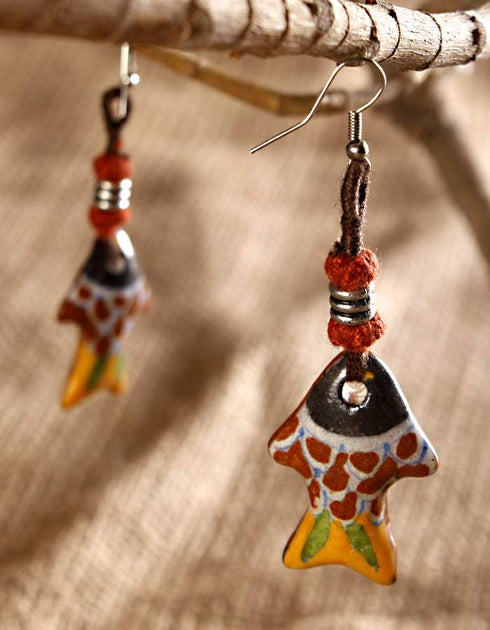 Fish Pendant Earring (Brown)