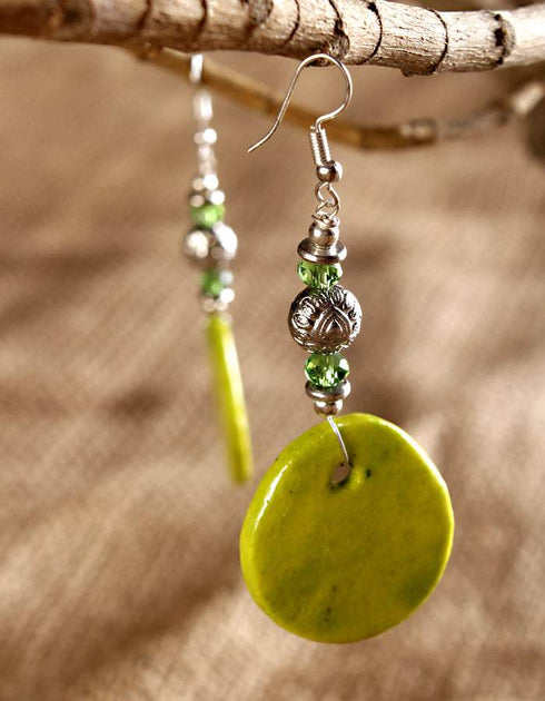 Oval Pendant earrings (Lime Green)