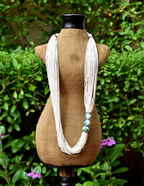 Blue Pottery Three Bead Side Necklace In White