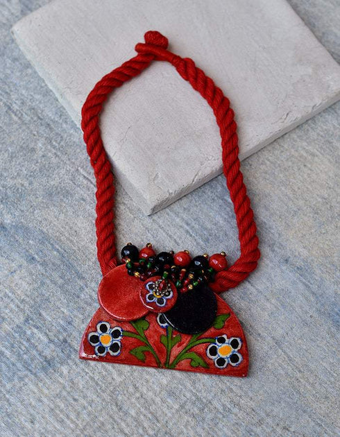 Blue Pottery Gucha Necklace (Red)