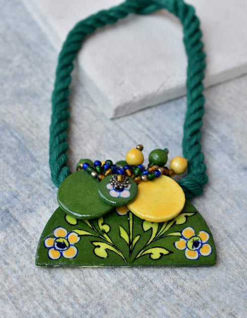Blue Pottery Gucha Necklace (Green)