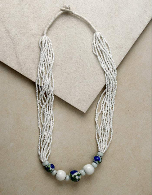 Japani Poth Long Necklace (White)