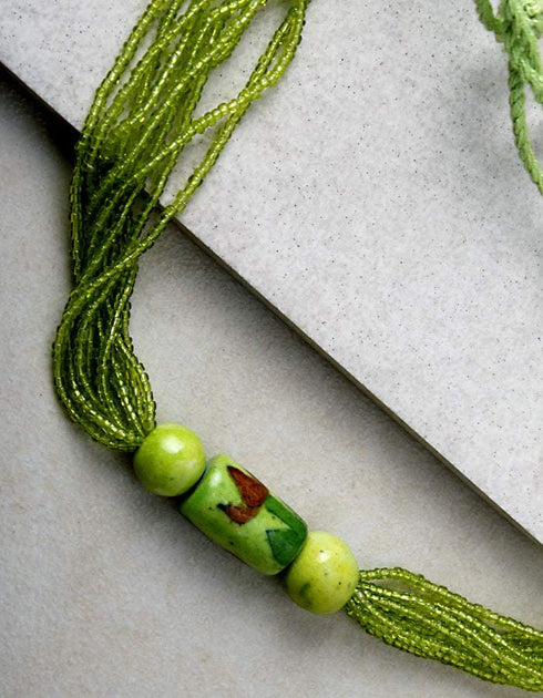 Japani Poth Short Necklace (Lime-Green)