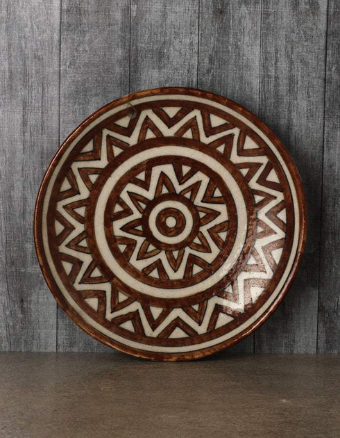 White and Brown Geometrical design 8 Plate